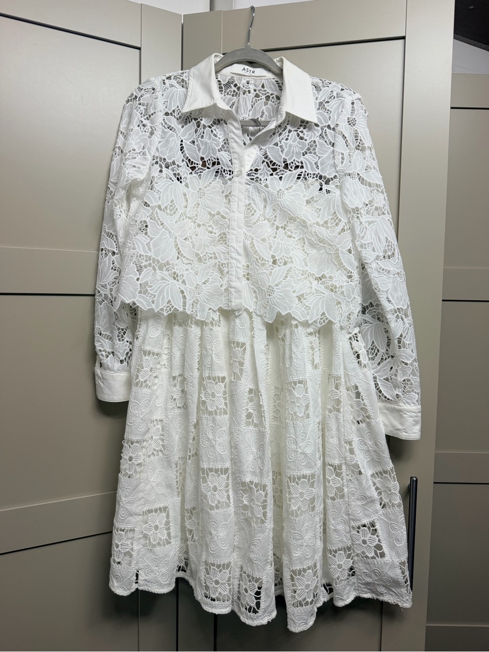 ASTR White Lace Shirt with Matching Skirt SMALL